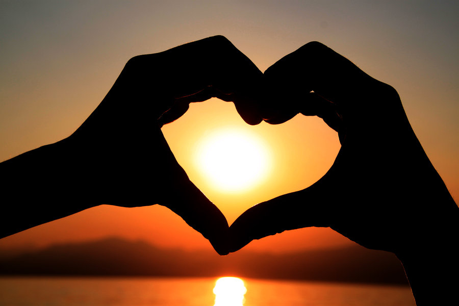 2 用心做事，真情服務(wù).jpg